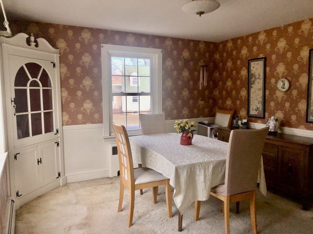 76 Upton Road Waltham, MA 02452 - Photo 6 of 22 Gallery Image 6