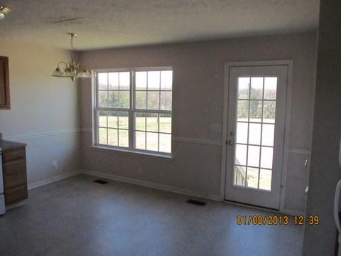 218 Johnny Ruth Court Murfreesboro, TN 37127 - Photo 7 of 13 Gallery Image 7