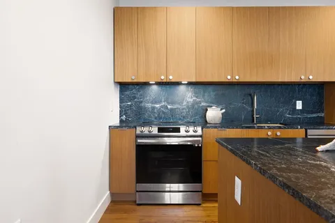 $679,500 | 8616 Ipswich Bay Drive, Austin, TX 78747