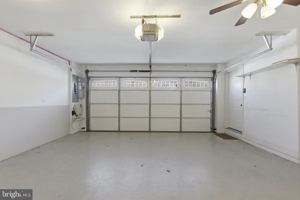 a view of a garage