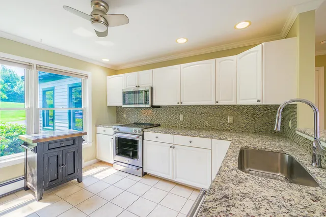 $480,000 | 62 Harbor View Drive, Unit 62, Stockton Springs, ME 04981