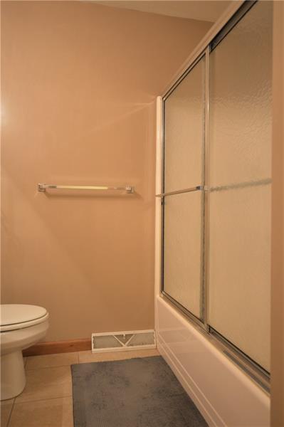 580 Reed Court Jeannette, PA 15644 - Photo 13 of 21 Gallery Image 13
