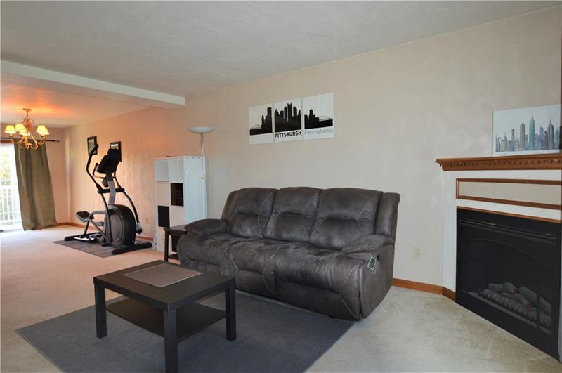 580 Reed Court Jeannette, PA 15644 - Photo 3 of 21 Gallery Image 3