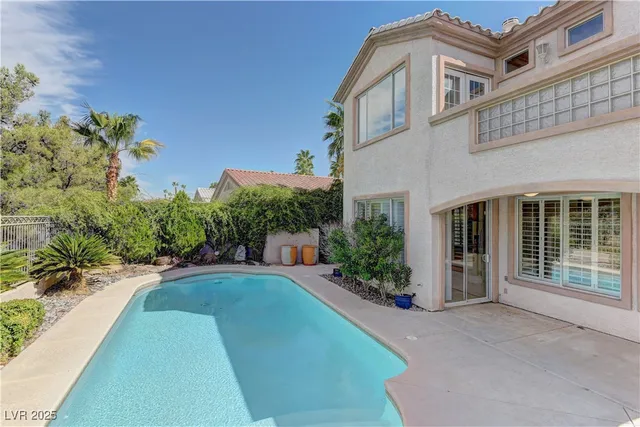 $2,850 | 277 Lakewood Garden Drive, Las Vegas, NV 89148