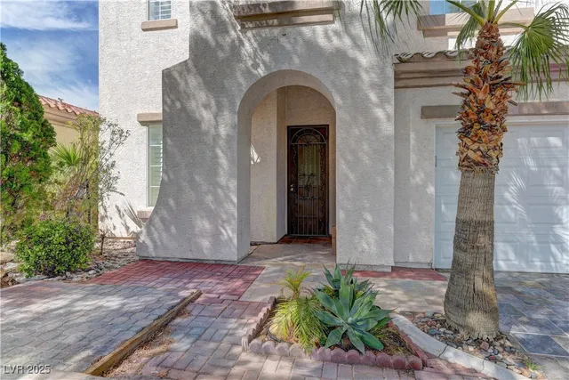 $2,850 | 277 Lakewood Garden Drive, Las Vegas, NV 89148