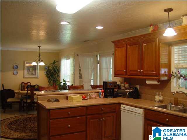 47 Foxley Road Anniston, AL 36205 - Photo 10 of 31