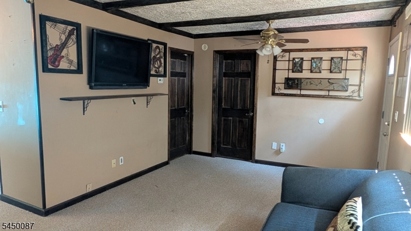 31 Hewitt Road West Milford, NJ 07421 - Photo 12 of 22