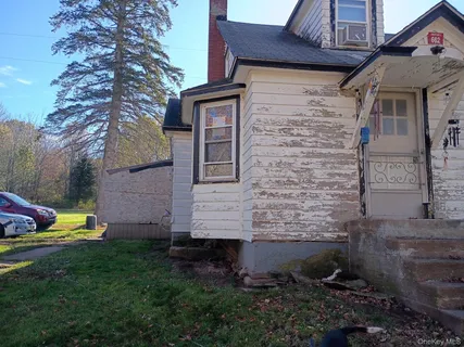 $169,900 | 662 4th Route, Prattsville, NY 12468