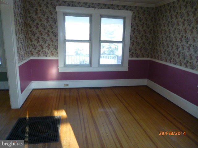 7624 Gaither Road Sykesville, MD 21784 - Photo 3 of 9 Dining Room
