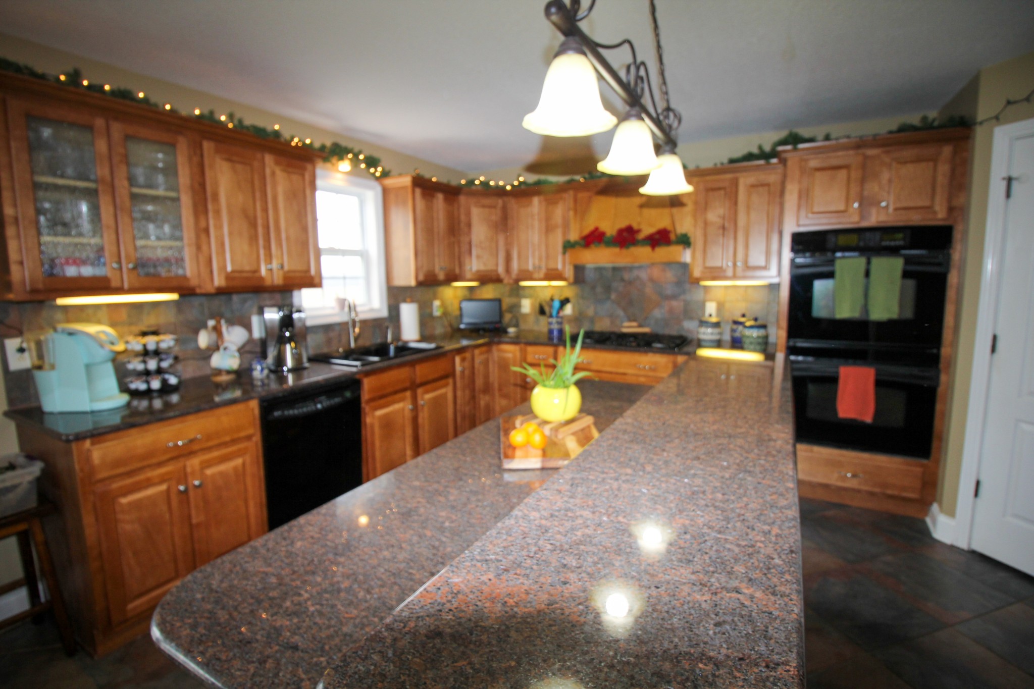 2618 Rossview Road Clarksville, TN 37043 - Photo 8 of 42 Gallery Image 8