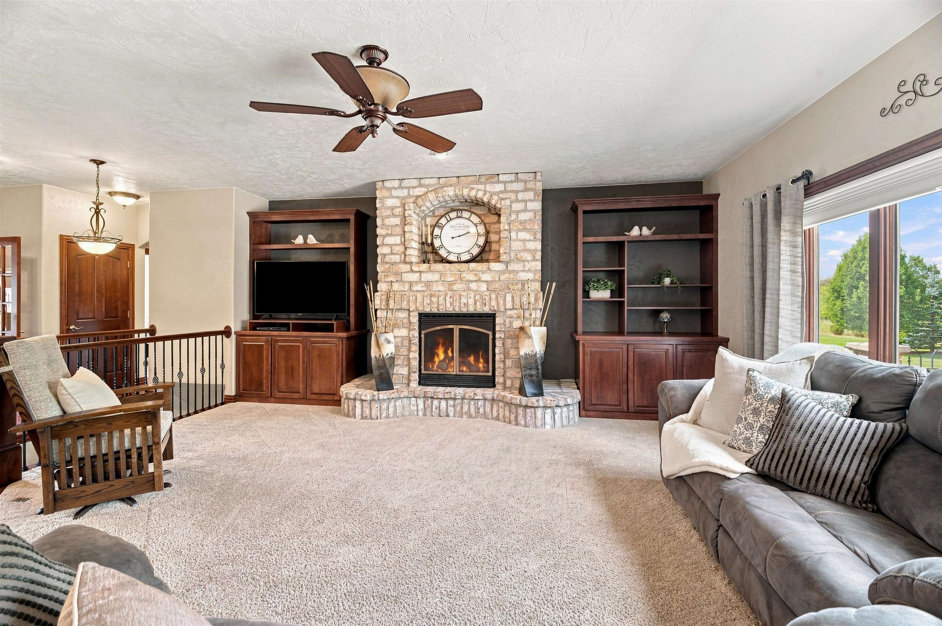 W4202 Del Rose Lane Appleton, WI 54913 - Photo 5 of 56 Gallery Image 5