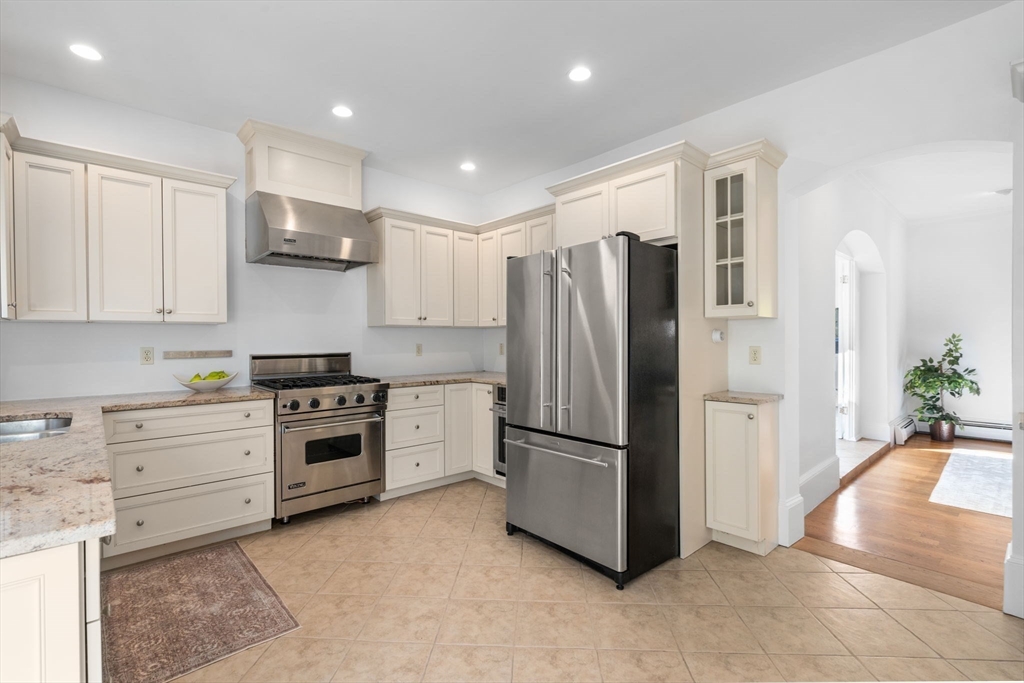 15 Clark Street Newton, MA 02459 - Photo 11 of 35