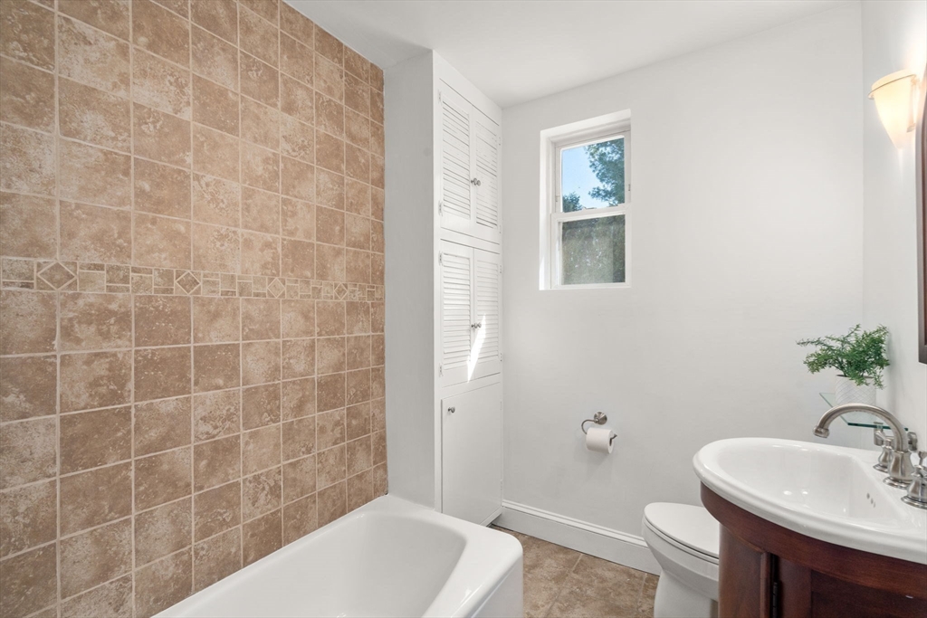 15 Clark Street Newton, MA 02459 - Photo 16 of 35