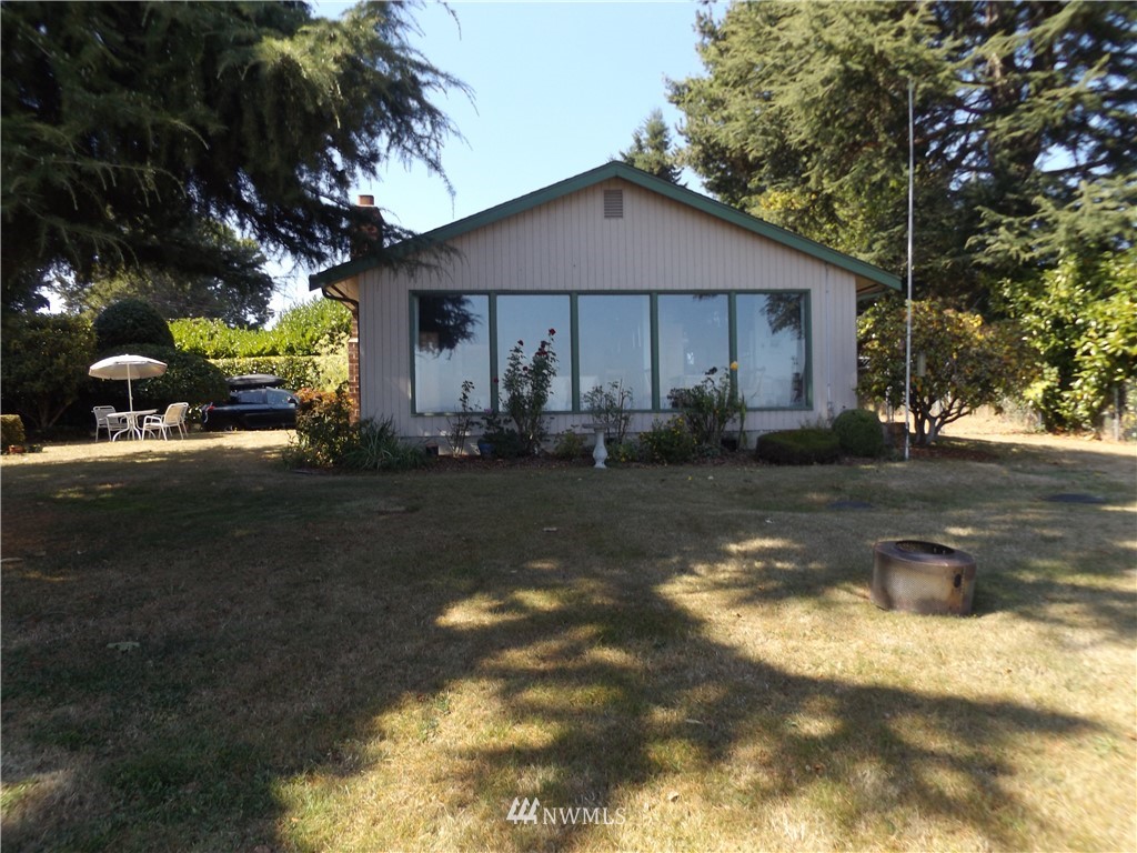 4845 Berg Road Clinton, WA 98236 - Photo 5 of 17 Gallery Image 5