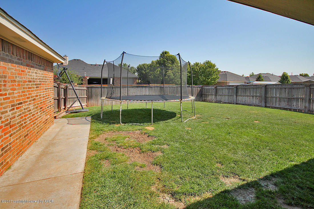 6800 Thunder Road Amarillo, TX 79119 - Photo 23 of 24 Backyard2