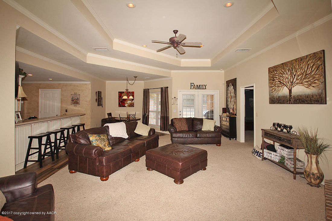 6800 Thunder Road Amarillo, TX 79119 - Photo 5 of 24 Living Area
