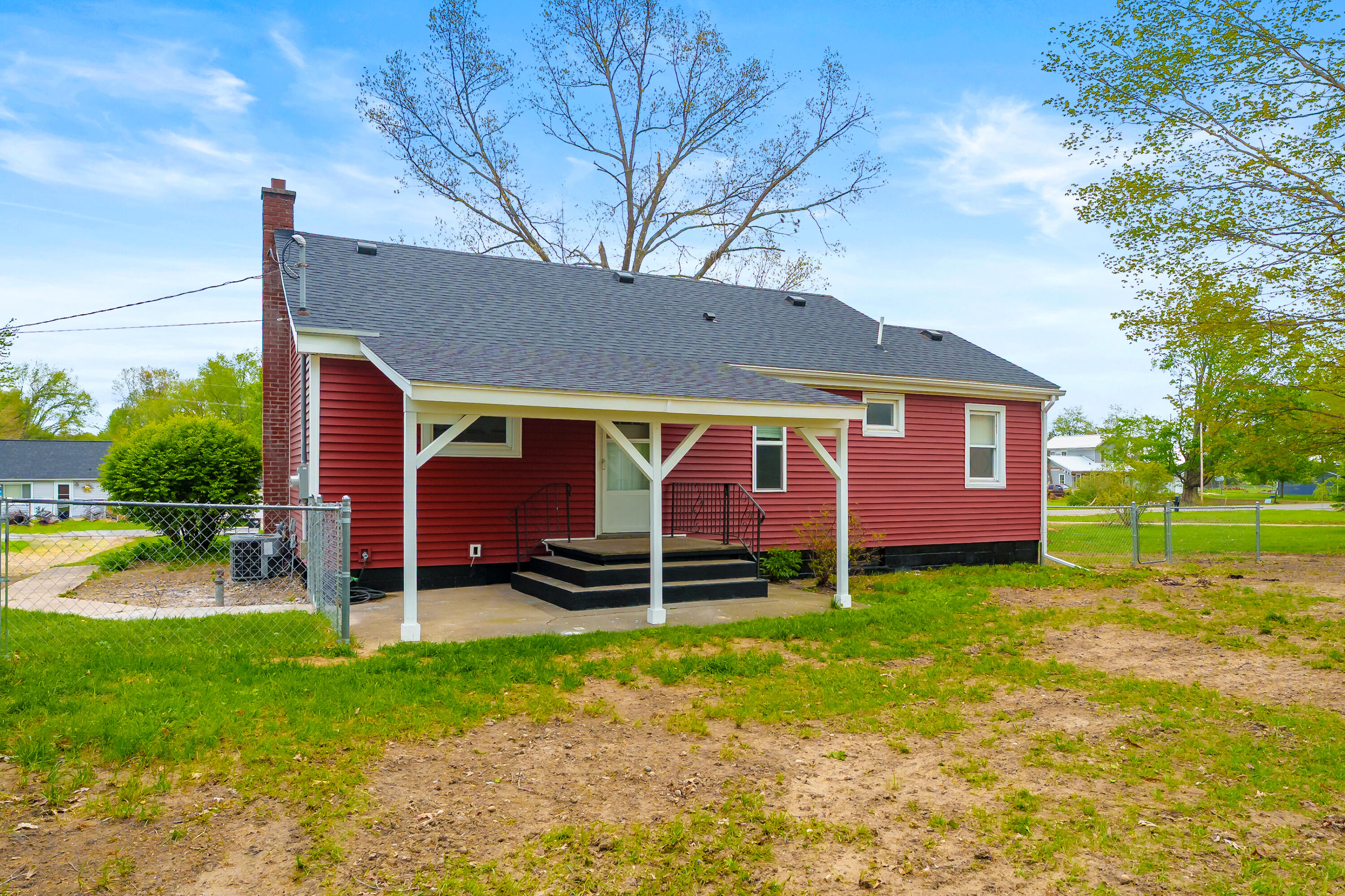 984 Miller Road Plainwell, MI 49080 - Photo 29 of 51 Miller Rd 984 Plainwell 49080-27