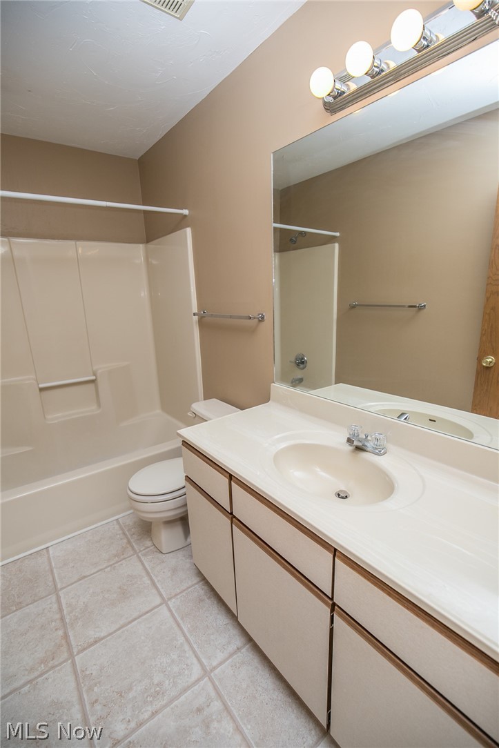 1408 Loop Road Kent, OH 44240 - Photo 26 of 28 Gallery Image 26