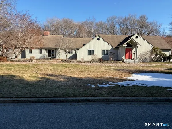 $900,000 | 3 Westwood Drive, Waterford, CT 06385