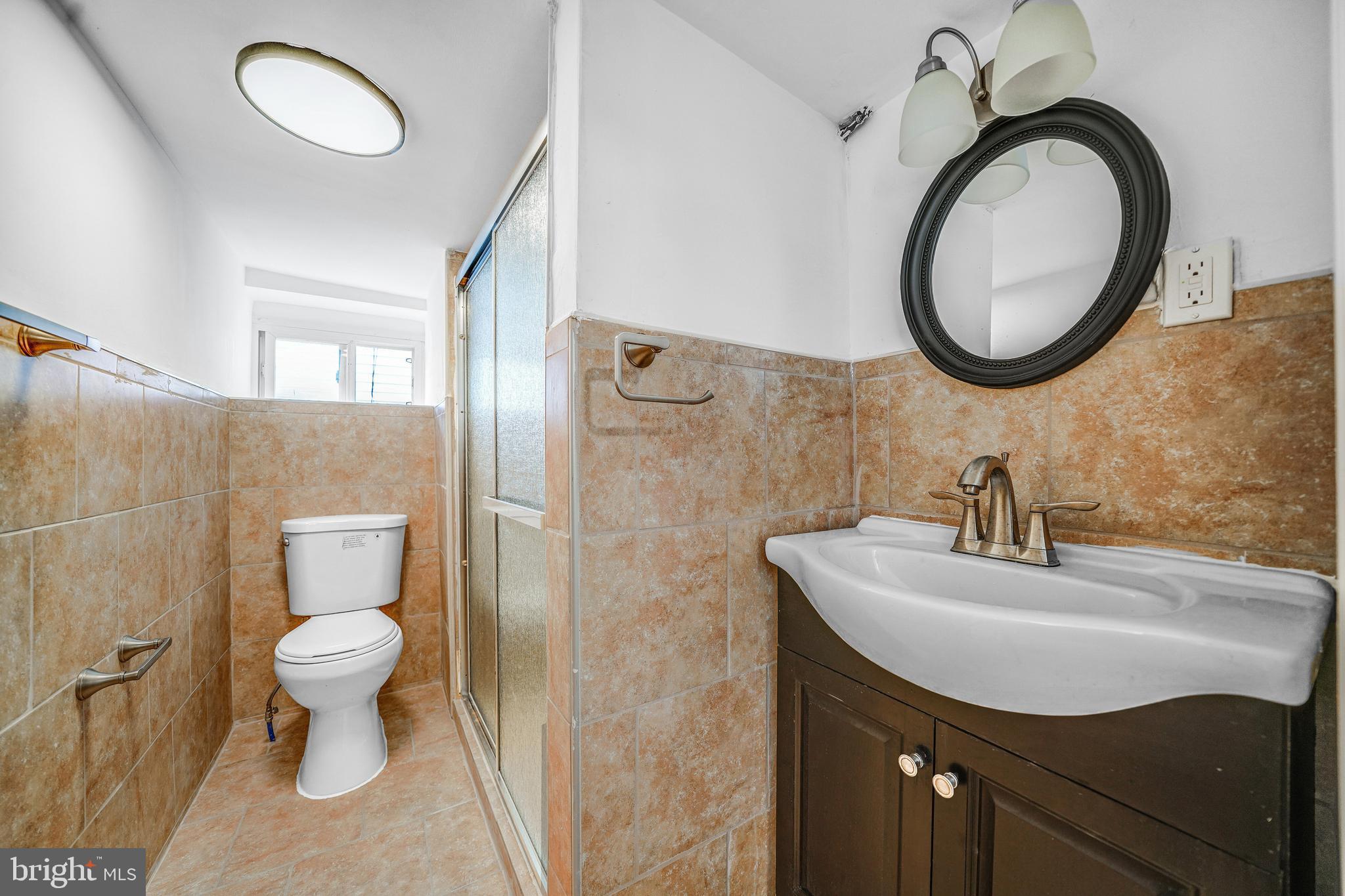 112 Englewood Road Upper Darby, PA 19082 - Photo 19 of 23