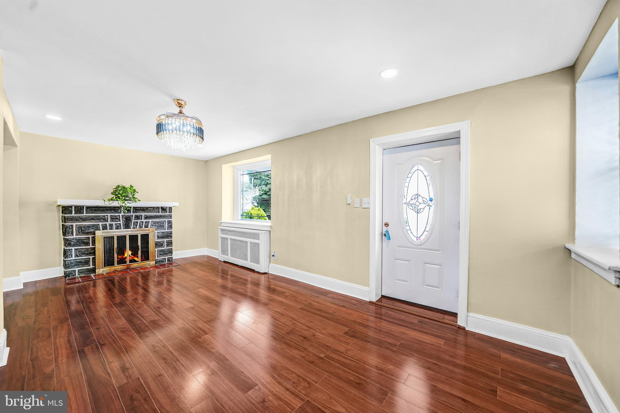112 Englewood Road Upper Darby, PA 19082 - Photo 9 of 23