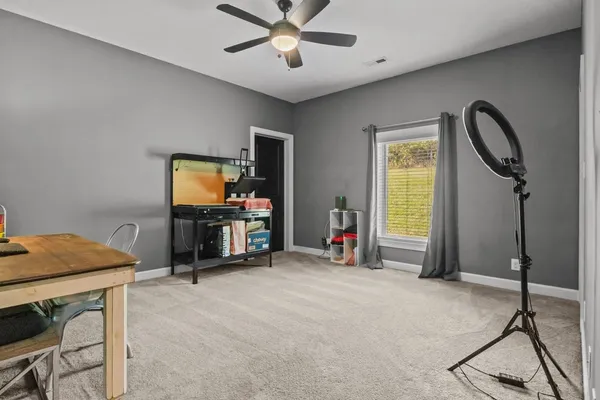 a close view of water stove