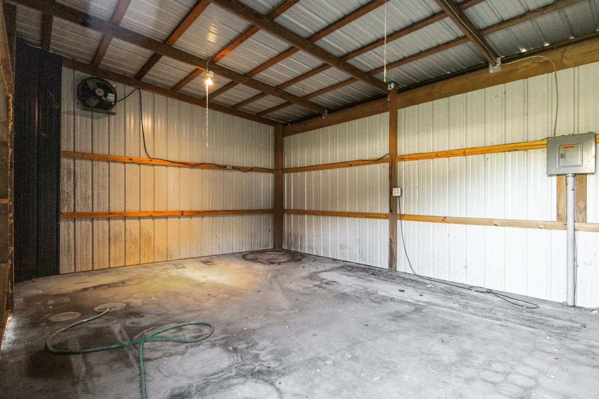 3950 Budds Creek Road Palmyra, TN 37142 - Photo 47 of 54 a view of an empty room