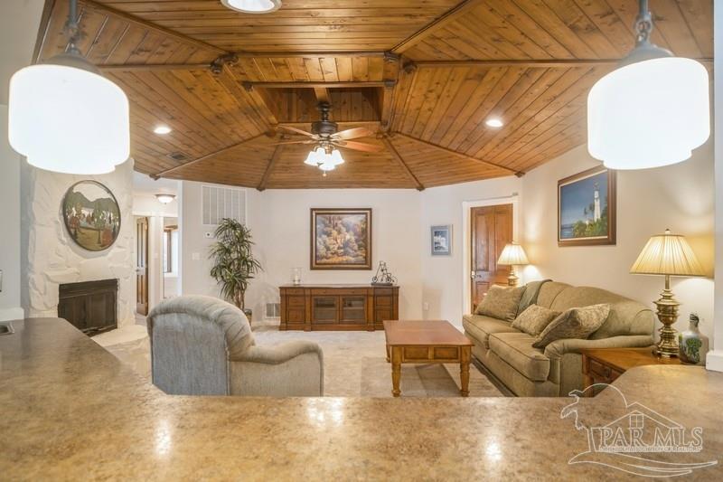 1521 Kings Road Cantonment, FL 32533 - Photo 13 of 42 Gallery Image 13