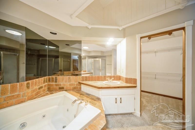 1521 Kings Road Cantonment, FL 32533 - Photo 27 of 42 Gallery Image 27