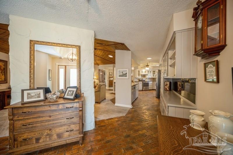 1521 Kings Road Cantonment, FL 32533 - Photo 7 of 42 Gallery Image 7