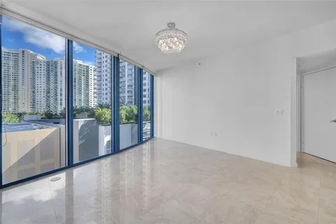 $699,000 | 333 Las Olas Way, Unit 1208, Fort Lauderdale, FL 33301
