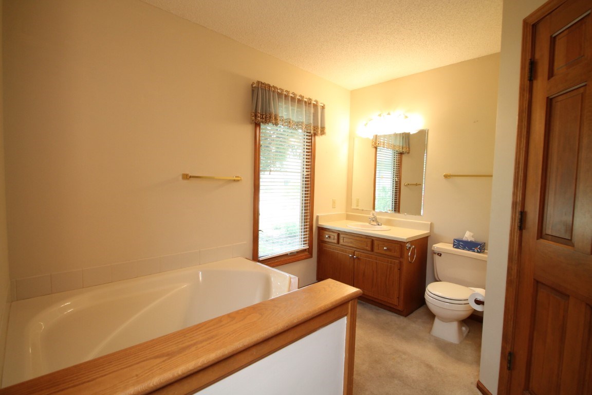 908 Bridge Pointe Fort Wayne, IN 46845 - Photo 19 of 27 Gallery Image 19