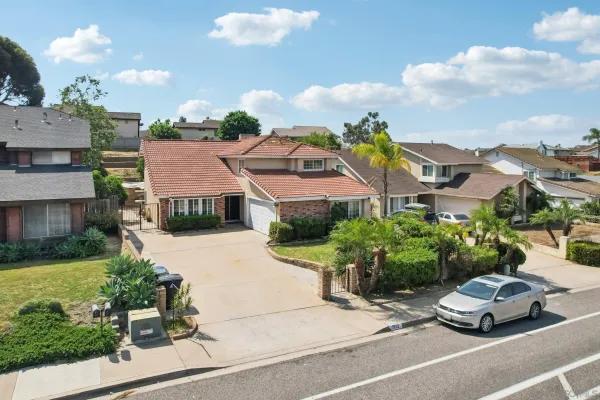 $1,099,000 | 712 Paseo Del Rey, Chula Vista, CA 91910