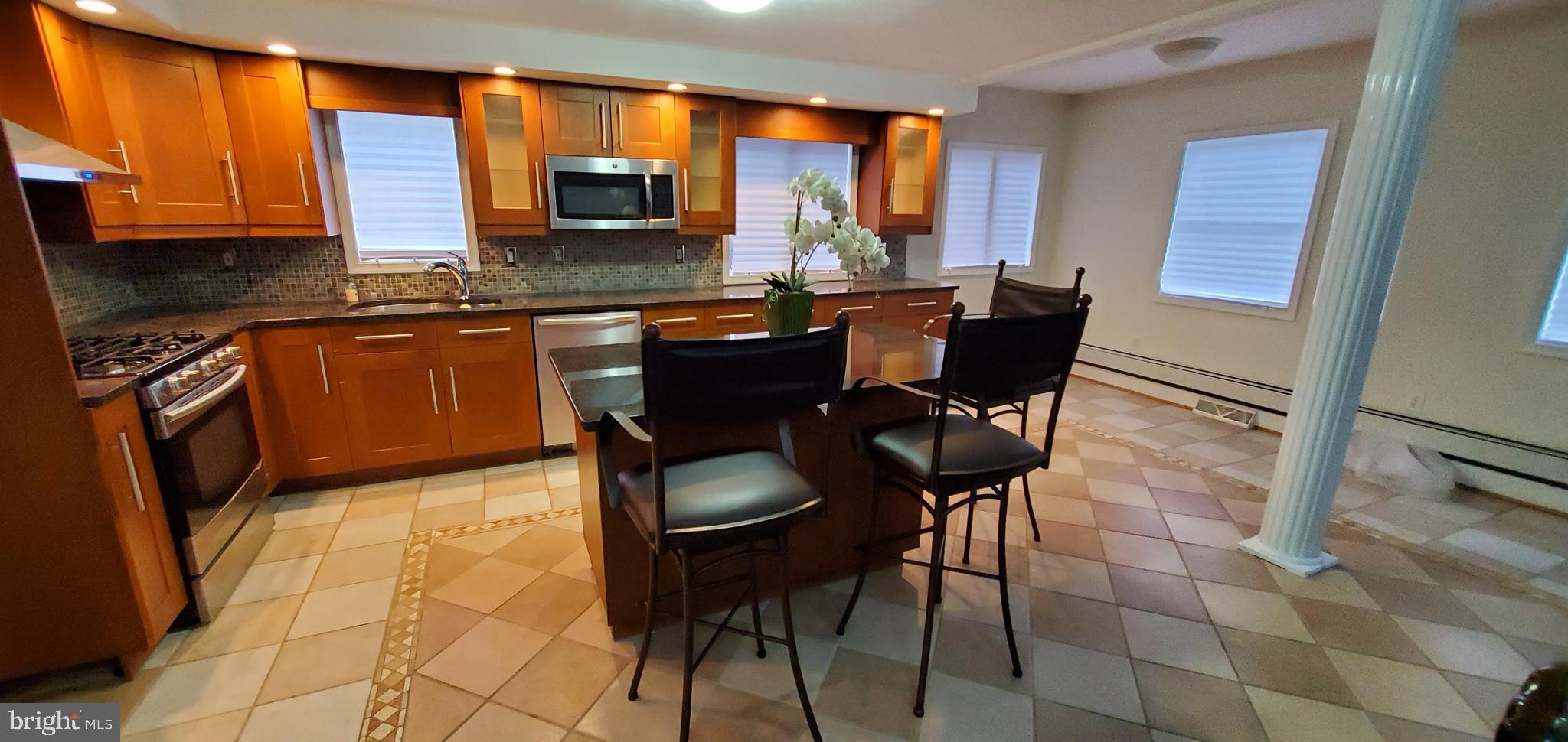 710 Excelsior Avenue Croydon, PA 19021 - Photo 5 of 35 Gallery Image 5