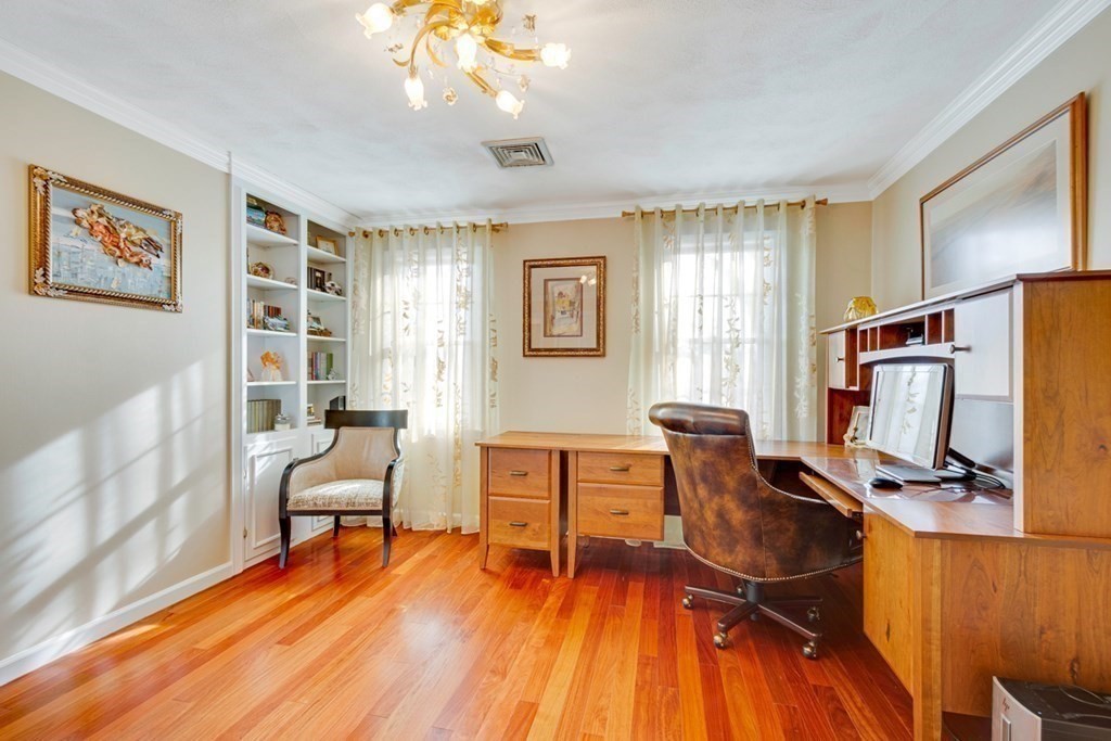 217 Old Stonebridge Road Wayland, MA 01778 - Photo 16 of 29