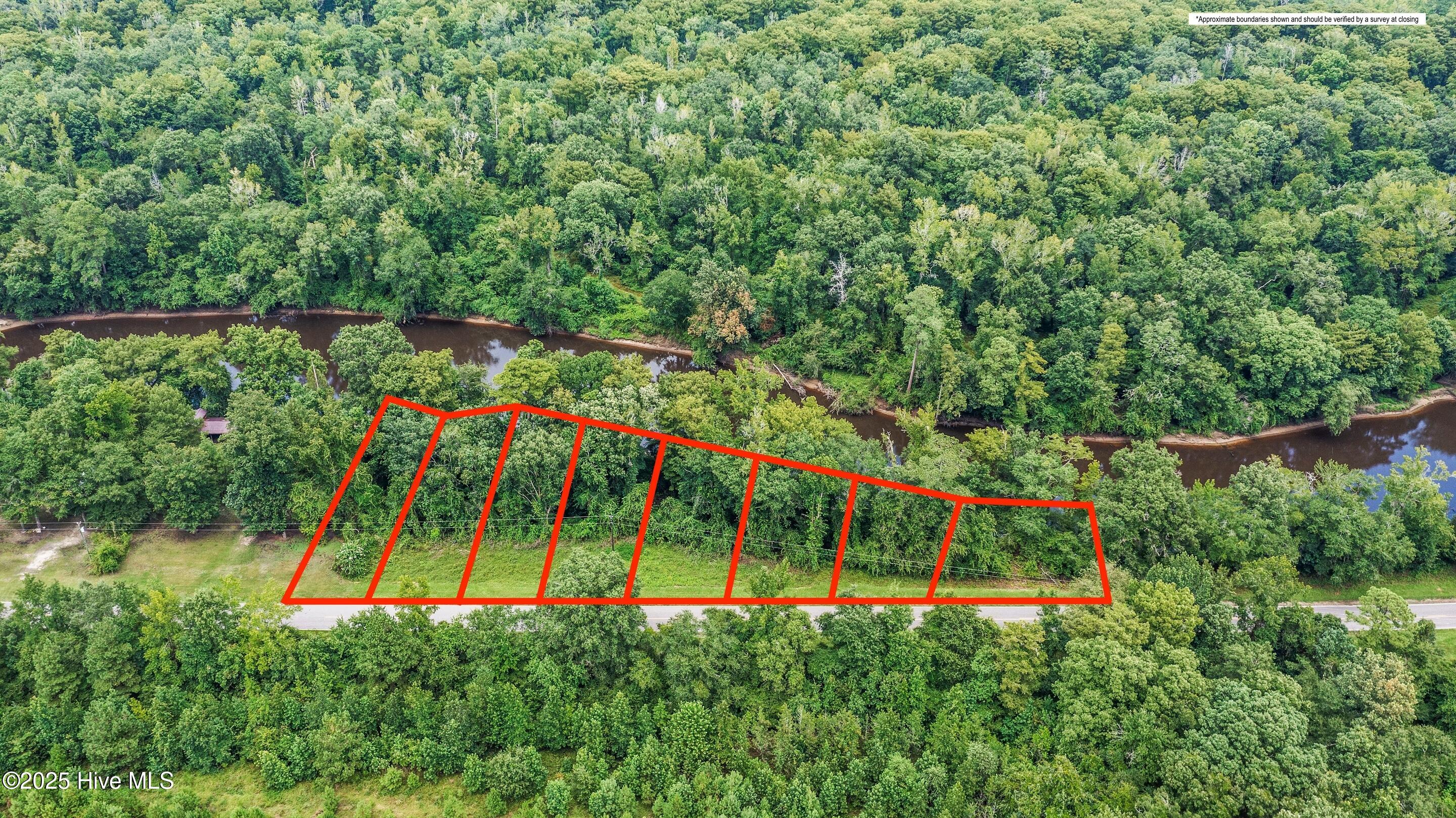4-11 Croomsbridge Road Burgaw, NC 28425 - Photo 4 of 11 0.9ac - Any lines shown are approximate boundary lines and should be verified by a survey