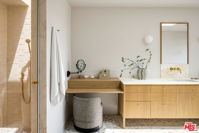 $8,500,000 | 1849 Rising Glen Road, Los Angeles, CA 90069