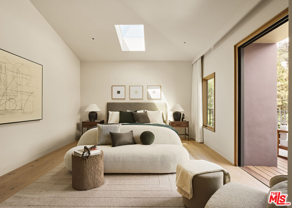 1849 Rising Glen Road Los Angeles, CA 90069 - Photo 14 of 26