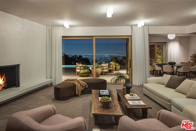 $8,500,000 | 1849 Rising Glen Road, Los Angeles, CA 90069