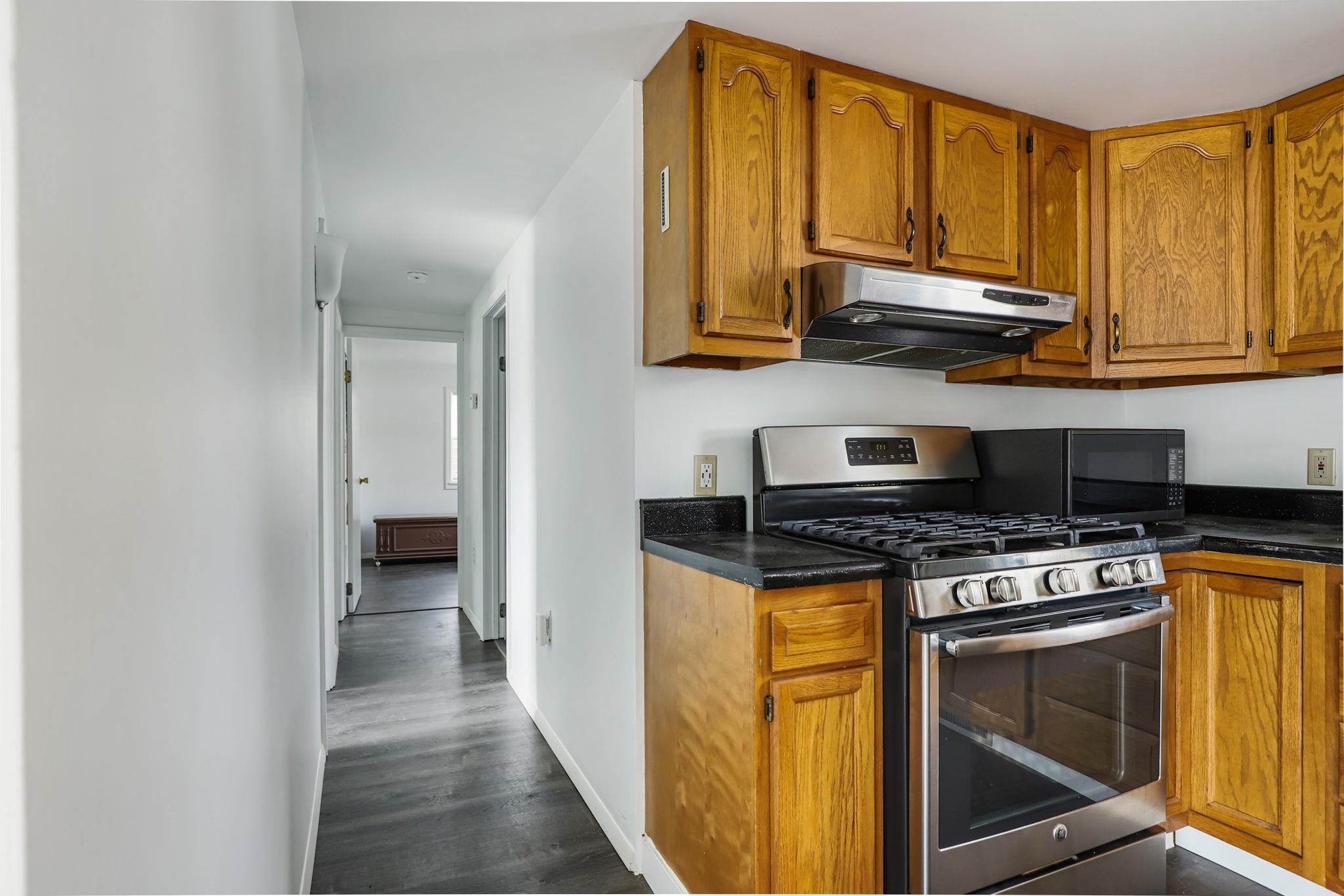 10048 Gratiot Road Saginaw, MI 48609 - Photo 12 of 30 Gallery Image 12