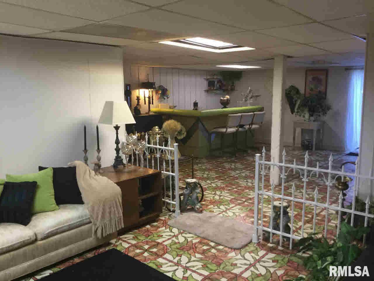 5525 West Pleasant Hill Road Carbondale, IL 62901 - Photo 13 of 30 Gallery Image 13