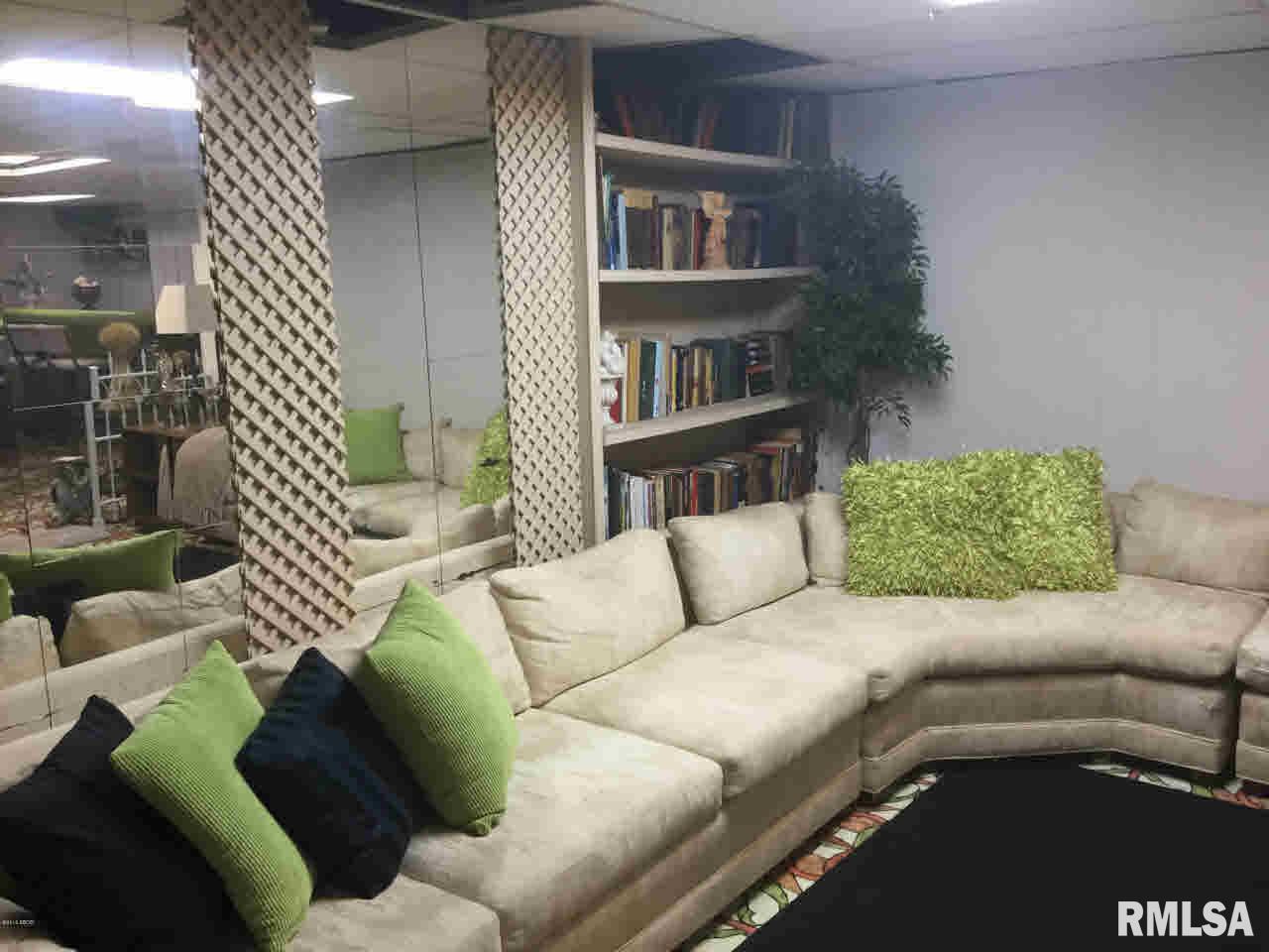 5525 West Pleasant Hill Road Carbondale, IL 62901 - Photo 14 of 30 Gallery Image 14