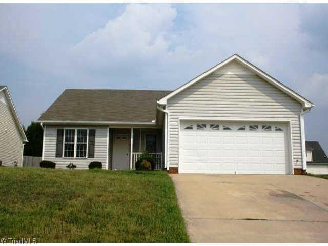 1841 Ralee Drive Southwest Winston-Salem, NC 27127 - Photo 1 of 9 Exterior Front.