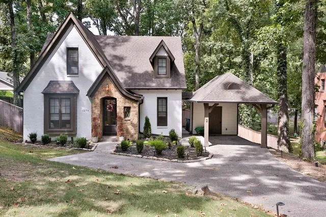 $499,900 | 1279 West Crestwood Drive, Memphis, TN 38119