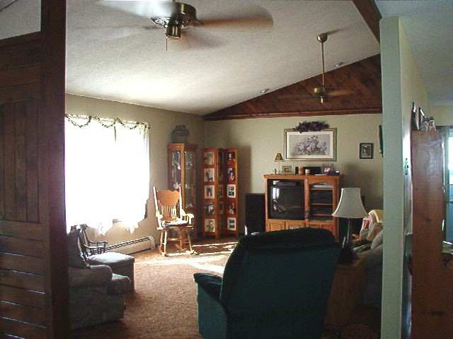 576 Plank Road Pittstown, NY 12182 - Photo 11 of 12 Photo 11
