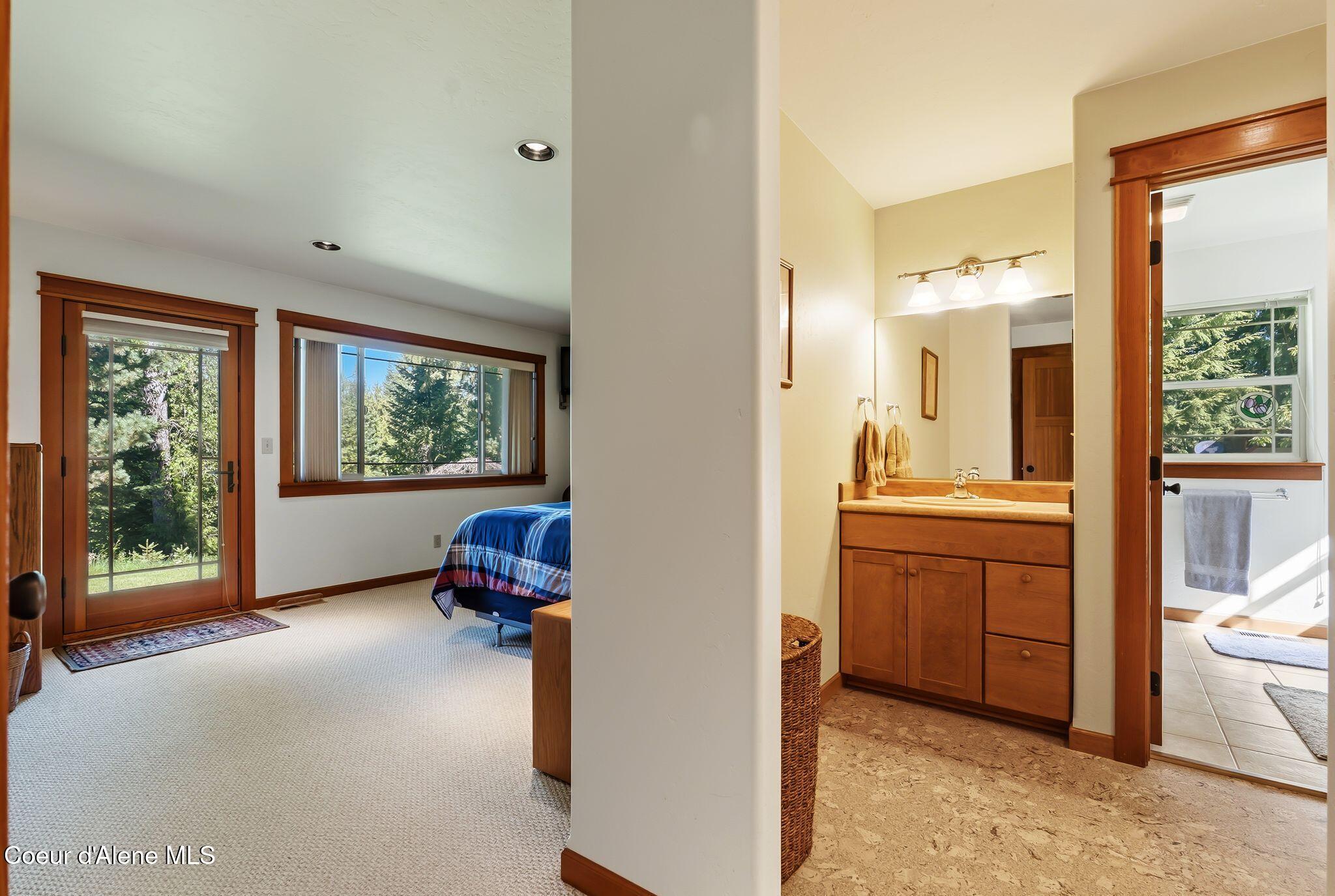 1196 Gold Creek Road Sandpoint, ID 83864 - Photo 27 of 66 .