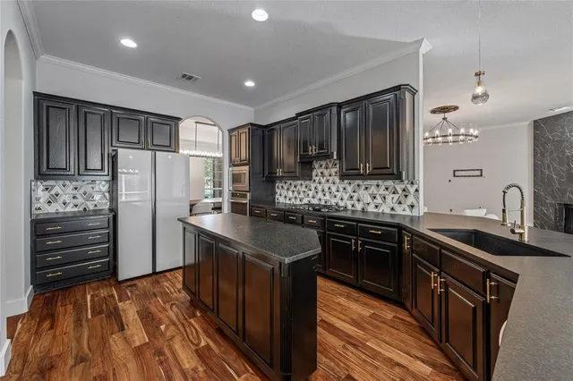 $899,900 | 101 Deer Crossing Way, Azle, TX 76020