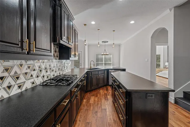 $899,900 | 101 Deer Crossing Way, Azle, TX 76020