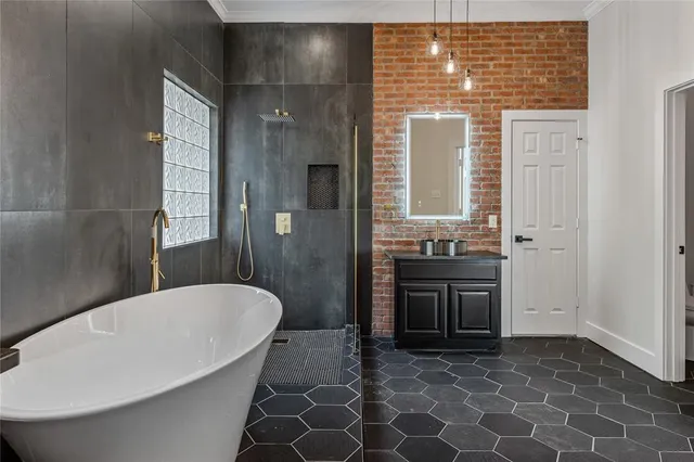 $899,900 | 101 Deer Crossing Way, Azle, TX 76020