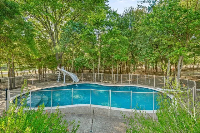 $899,900 | 101 Deer Crossing Way, Azle, TX 76020